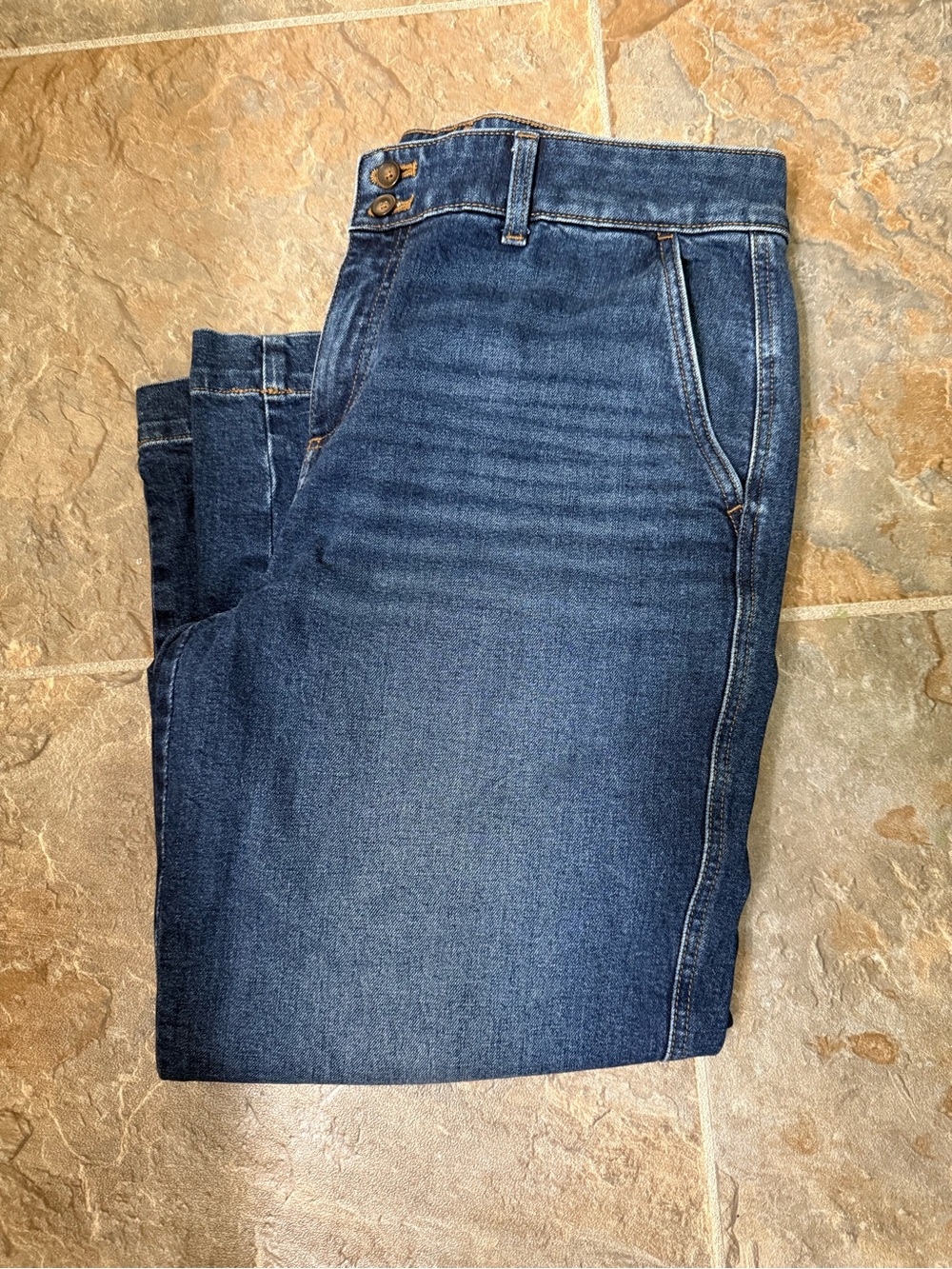 Talbots Straight Ankle Jean in Darian Wash
